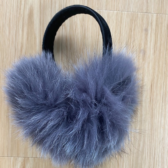 Grey Real Fur Ear Muffs - Picture 3 of 3